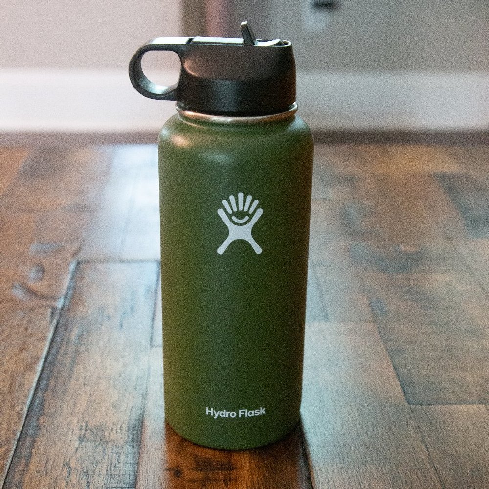 Olive Green 32oz Flip Top Straw Hydro Flask